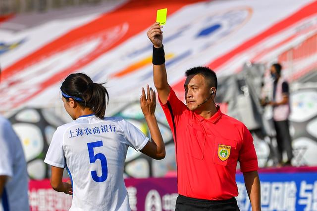 宋凯会见AFC主席萨尔曼 提出承办一届U17亚洲杯